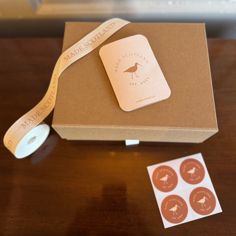 The Little Gift Box