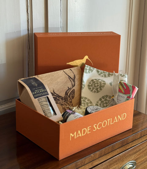 Made Scotland Cheese & Nibbles Gift Box