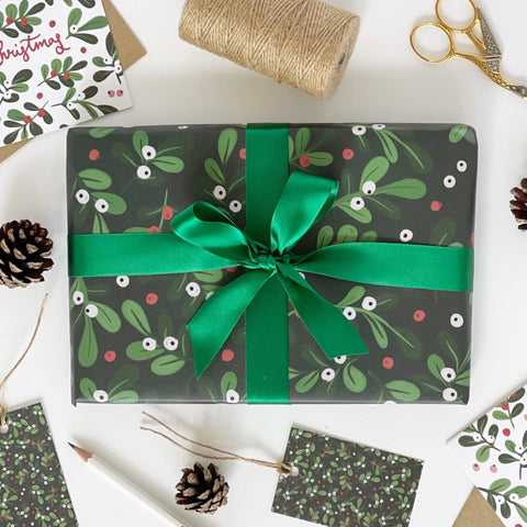 Christmas GREEN Mistletoe Gift Wrap - 1 sheet & 1 tag - Lomond Paper Co - Made Scotland