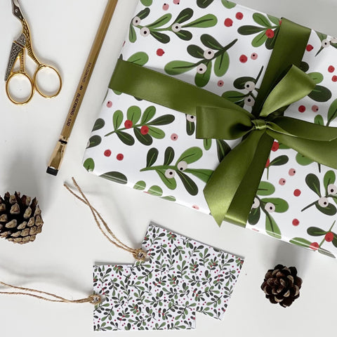 Christmas WHITE Mistletoe Gift Wrap & Tags - 1 sheet & 1 tag - Lomond Paper Co - Made Scotland