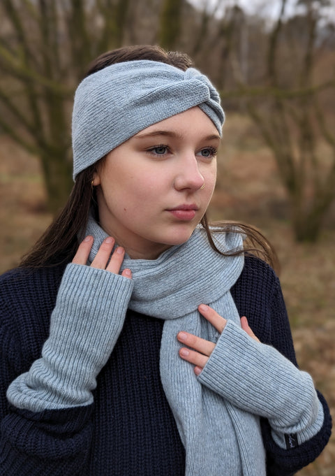Unisex Scarf in Sea Harr