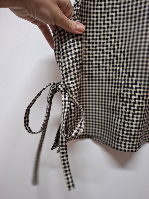 Ribbon Tie Vest in Wool/Silk Gingham. Size: S