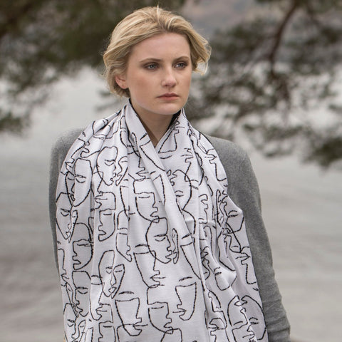 Jacquard scarf in black and white - Island Nation Studio - Made Scotland