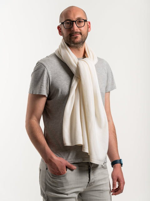 man wearing white knitted wide merino wool scarf - Woolkind