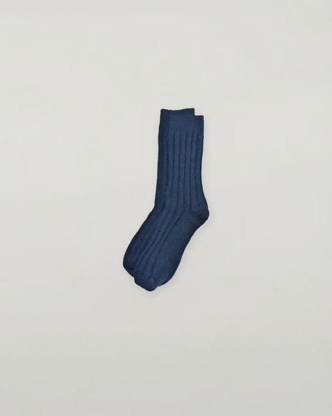 Men's heather navy ribbed cashmere lounge socks, made in Scotland