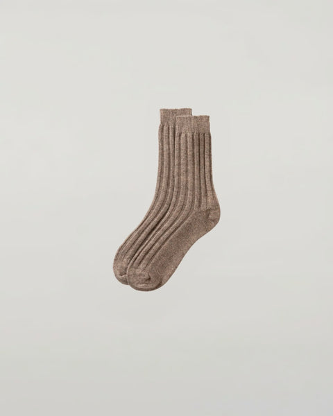 Men's ash brown ribbed cashmere lounge socks, made in Scotland