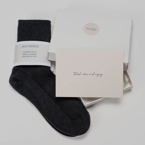 Black Luxury Ribbed Cashmere Socks