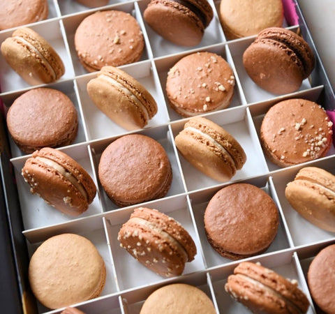 Brown Macaron Gift Box - 6 Macarons - Mademoiselle Macaron - Made Scotland