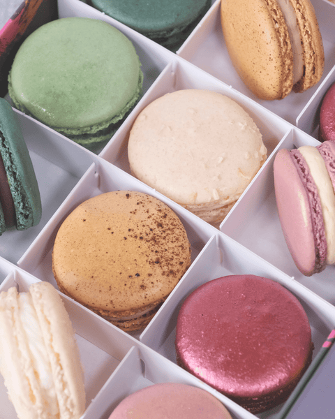 Great Taste Winners Macaron Gift Box - 12 Macarons - Mademoiselle Macaron - Made Scotland