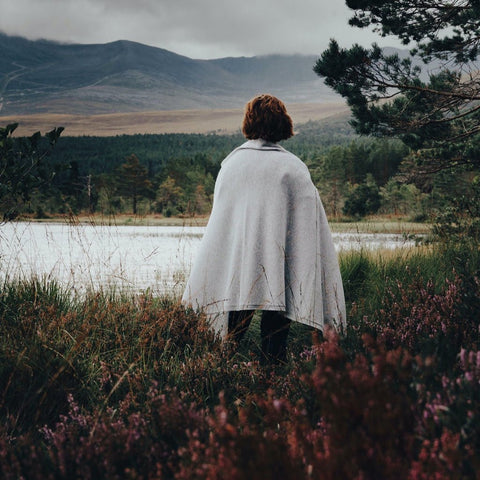 Light Grey Cashmere Travel Wrap - Light Grey - Ava Innes - Made Scotland