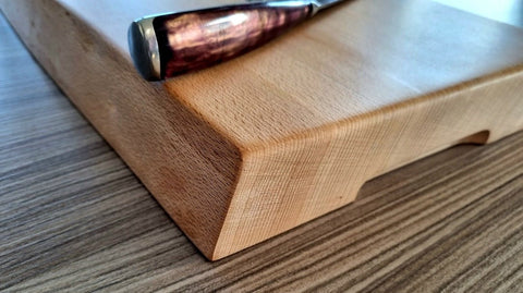 Live-Edge Hardwood Chopping Board - Medium - Evison Creations - Made Scotland