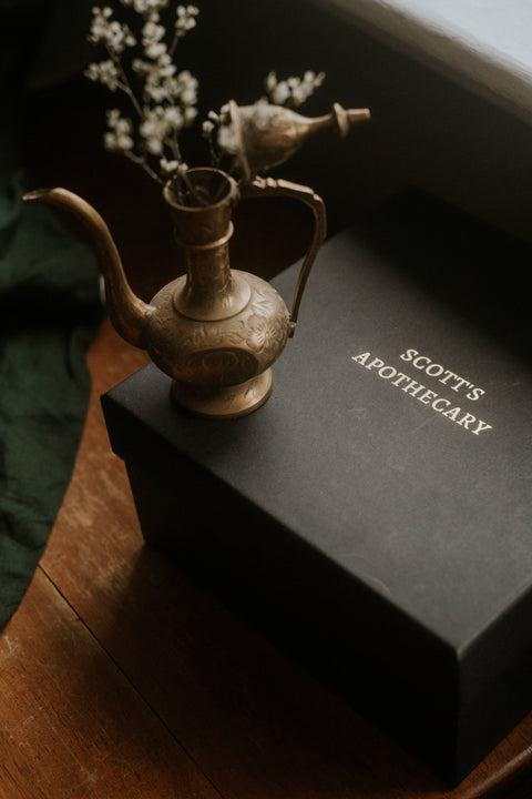 Luxury 5 - wick candle - Blackspruce Wintergreen & Sage - Scott's Apothecary - Made Scotland