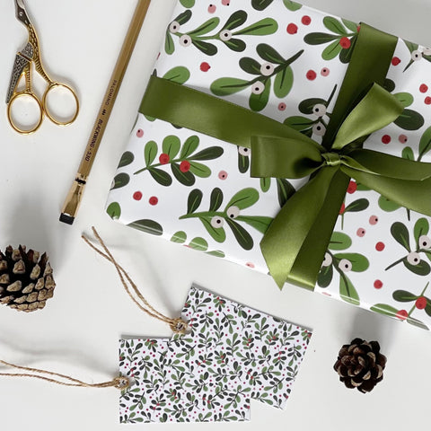 Christmas WHITE Mistletoe Gift Wrap & Tags