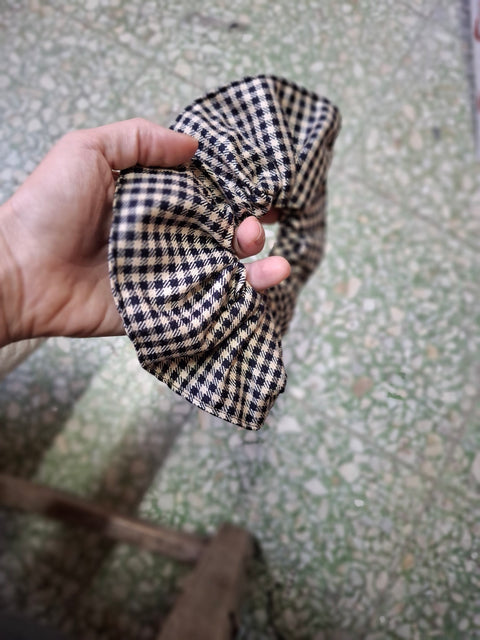 XL Scrunchie in Wool/Silk Gingham