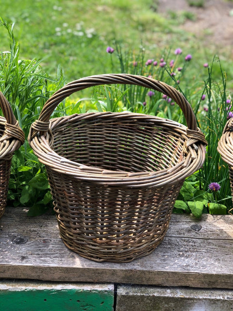 Round Willow Carrying Basket - SWW Label - Anna Liebmann - Made Scotland