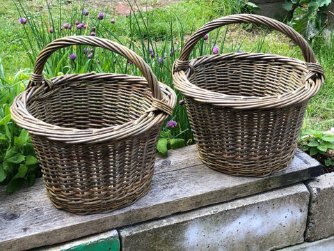 Round Willow Carrying Basket - SWW Label - Anna Liebmann - Made Scotland