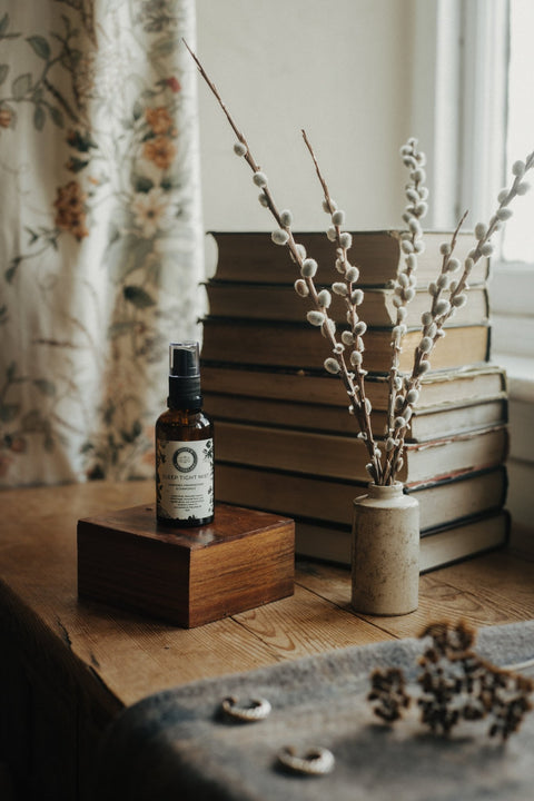 Sleep Tight Mist Lavender, Frankincense & Chamomile - Scott's Apothecary - Made Scotland