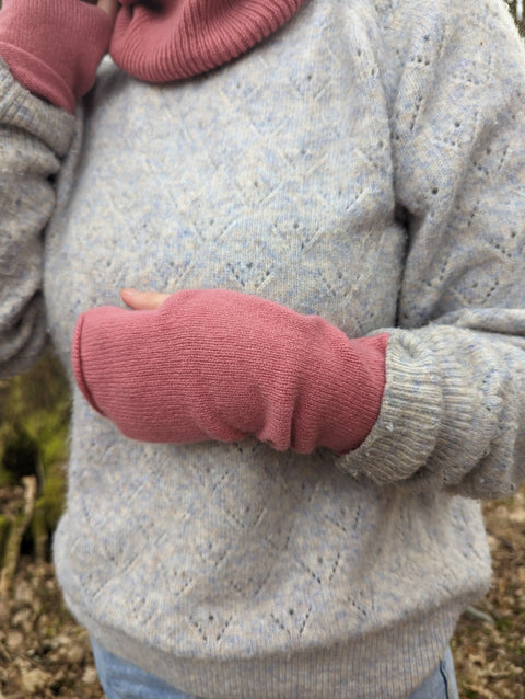 Super soft flat knit hand warmer Pink - Island Nation Studio - Made Scotland