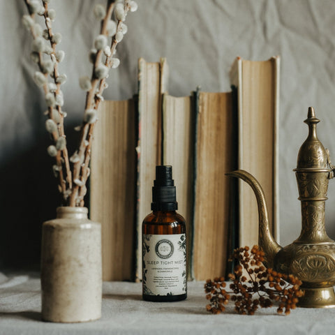 Sleep Tight Mist Lavender, Frankincense & Chamomile - Scott's Apothecary - Made Scotland