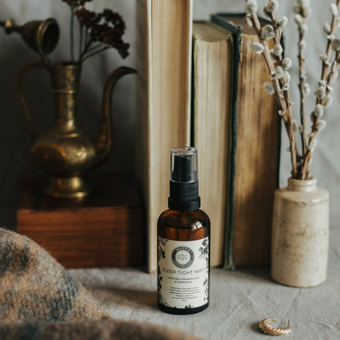 Sleep Tight Mist Lavender, Frankincense & Chamomile - Scott's Apothecary - Made Scotland